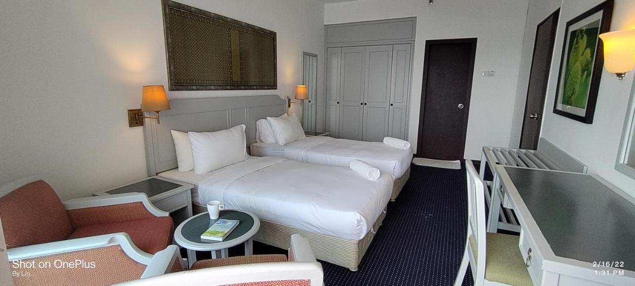 Sea View Paradise Appartement Tanjung Bungah  Buitenkant foto