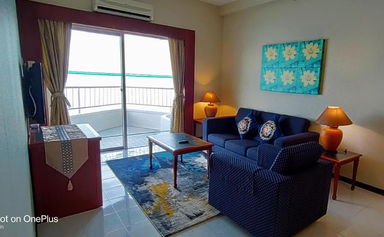 Sea View Paradise Appartement Tanjung Bungah  Buitenkant foto