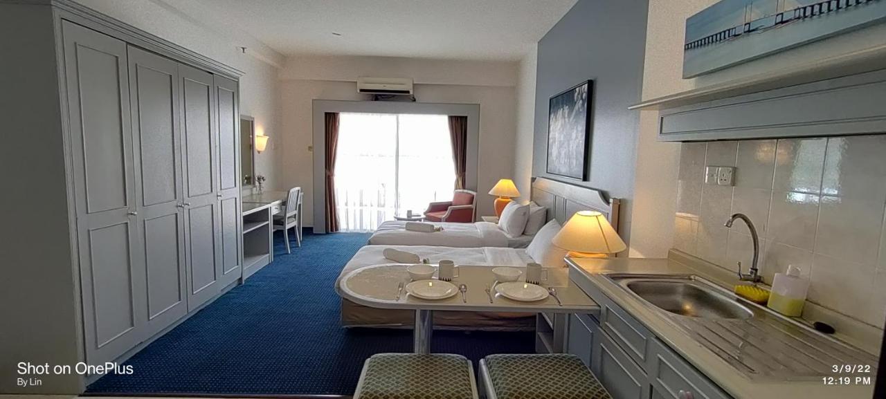 Sea View Paradise Appartement Tanjung Bungah  Buitenkant foto