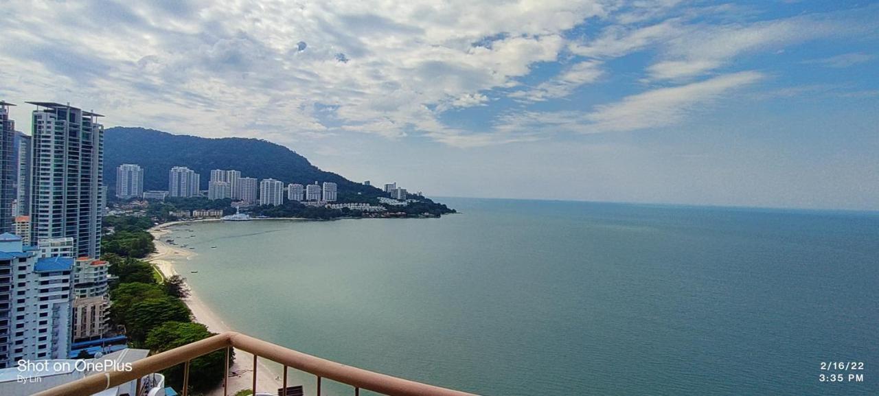 Sea View Paradise Appartement Tanjung Bungah  Buitenkant foto
